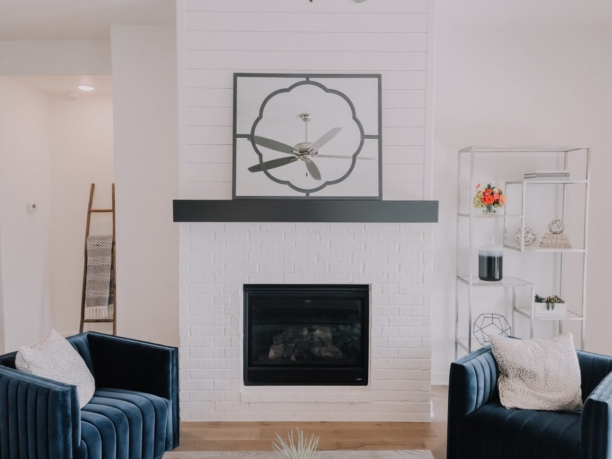 Painting A Fireplace Surround with Fusion Mineral Paint